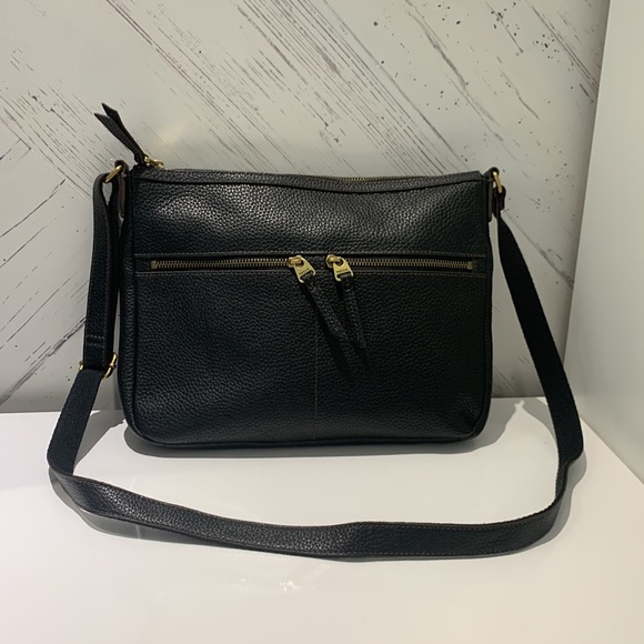 Fossil NWT Black Leather Crossbody/Shoulder Bag - Picture 3 of 16